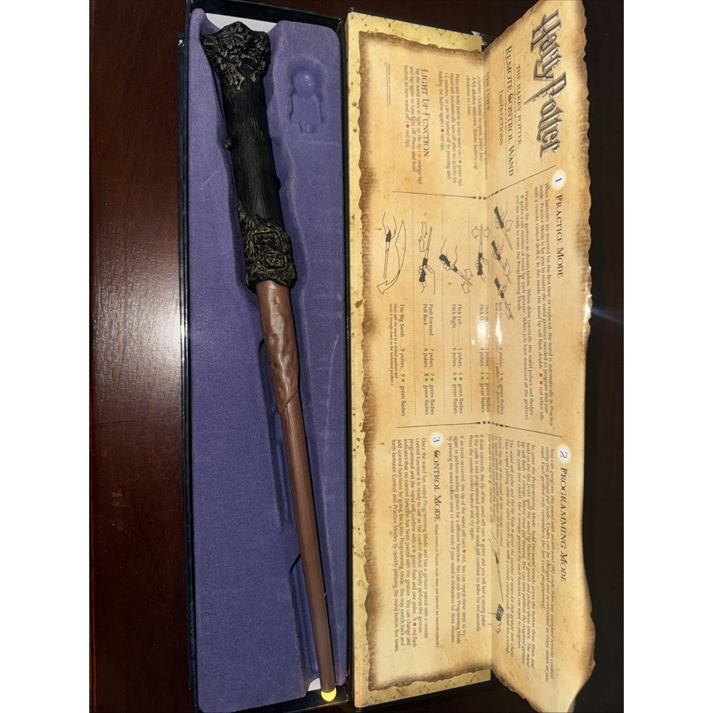 The Noble Collection The Harry Potter TV Remote Control Wand -NN8050 Missing Key - Picture 4 of 5